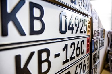 Numara plakaları KB ile başlayan birkaç araç tescil numarası